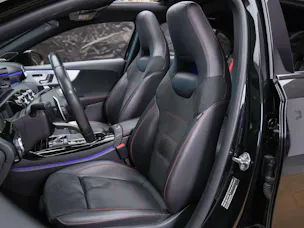 Mercedes-Benz A 35 AMG 4Matic Speedshift *CH Auto*Panorama*Burmester*El. Sitze mit Memory*
