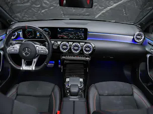 Mercedes-Benz A 35 AMG 4Matic Speedshift *CH Auto*Panorama*Burmester*El. Sitze mit Memory*