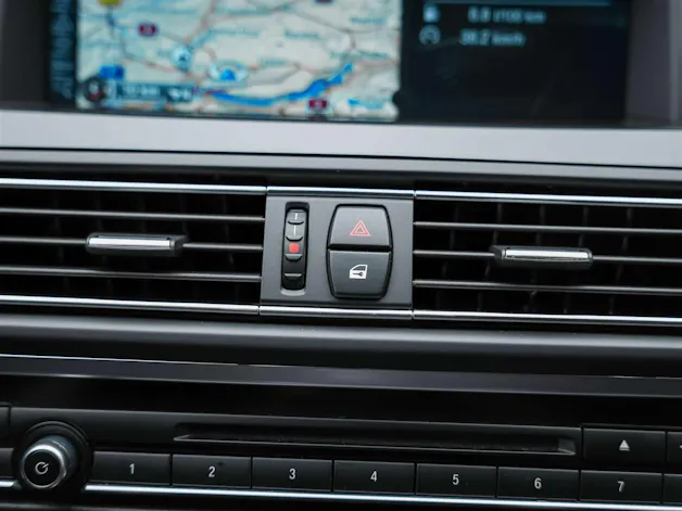 BMW 520d Touring xDrive Steptronic *CH Auto*El. Sitze*Sitzheizung*