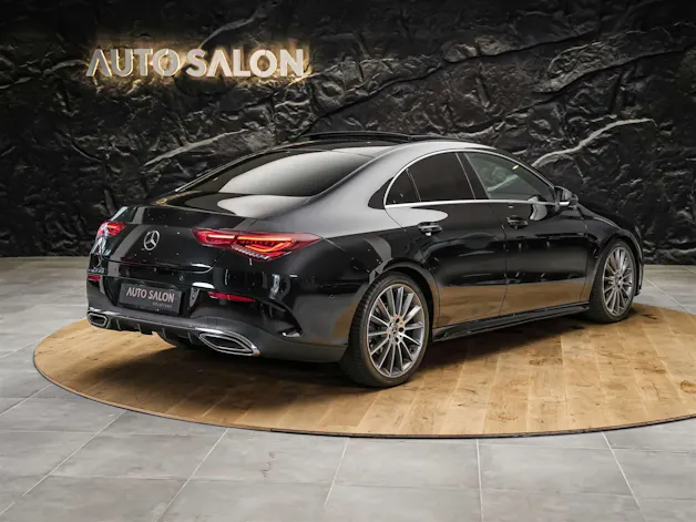 Mercedes-Benz CLA 220 AMG Line 7G-DCT 4Matic *Panorama*Standheizung*El. Sitze mit Memory*
