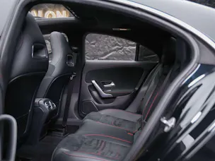 Mercedes-Benz CLA 220 AMG Line 7G-DCT 4Matic *Panorama*Standheizung*El. Sitze mit Memory*