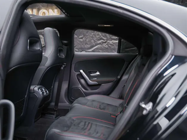 Mercedes-Benz CLA 220 AMG Line 7G-DCT 4Matic *Panorama*Standheizung*El. Sitze mit Memory*