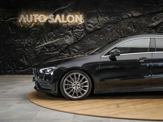 Mercedes-Benz CLA 220 AMG Line 7G-DCT 4Matic *Panorama*Standheizung*El. Sitze mit Memory*