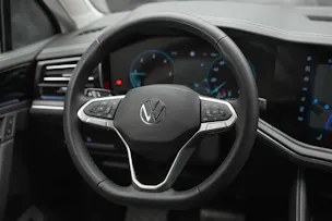 VW Touareg 3.0 TDI Basic Tiptronic *Werksgarantie*22" Felgen*AHK*
