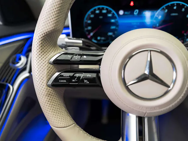 Mercedes-Benz S 500 L AMG Line 4matic *CH Auto*Panorama*Massage*