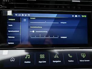 Peugeot 308 1.2 HEV 145 GT *Werksgarantie*Abstandsregler*