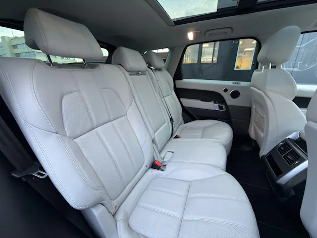 Land Rover Range Rover Sport 3.0 TDV6 SE