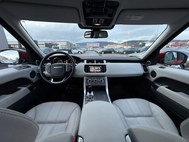 Land Rover Range Rover Sport 3.0 TDV6 SE