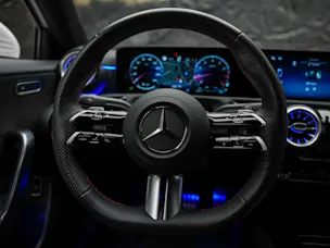 Mercedes-Benz A 200 AMG Line Limousine