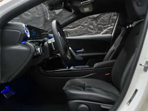 Mercedes-Benz A 200 AMG Line Limousine