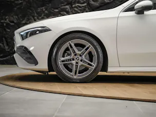 Mercedes-Benz A 200 AMG Line Limousine