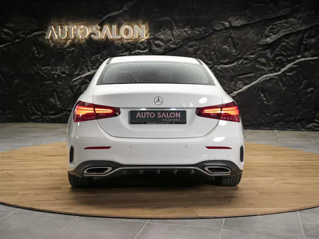 Mercedes-Benz A 200 AMG Line Limousine