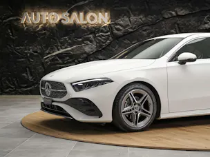 Mercedes-Benz A 200 AMG Line Limousine