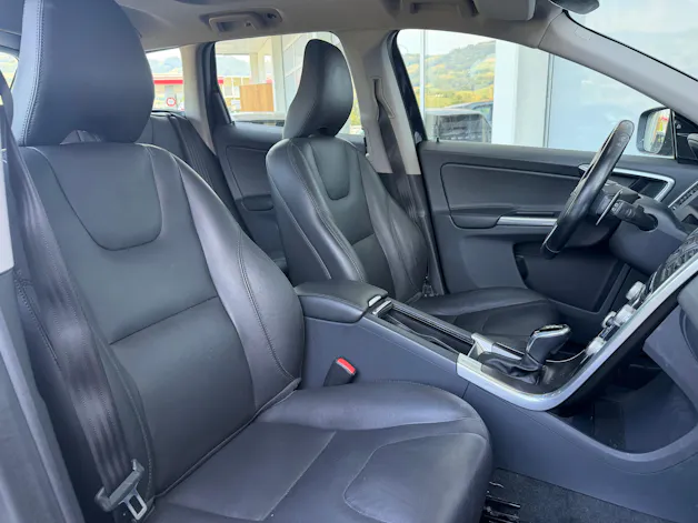 Volvo XC60 D4 AWD Summum Geartronic