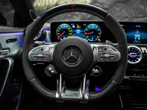 Mercedes-Benz CLA 45 S AMG 4Matic+ 8G-DCT *Panorama*Haed-Up*Burmester*