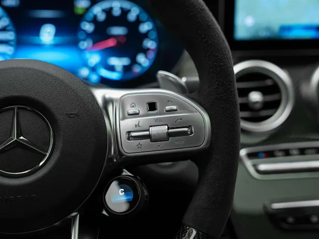Mercedes-Benz GLC Coupé 63 S AMG 4Matic 9G-Tronic *CH-Auto*Panorama*Sitzlüftung*Head up Display*