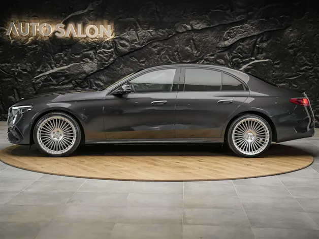 Mercedes-Benz E 220 d AMG Line *21" Felgen*Burmester*360° Kamera*Kühlergrill beleuchtet*
