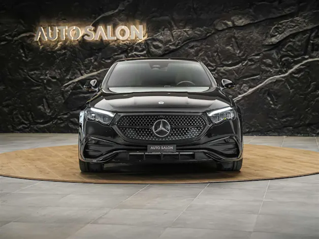 Mercedes-Benz E 220 d AMG Line *Supercreen*21" Felgen*Volleder*