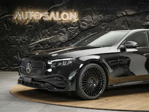 Mercedes-Benz E 220 d AMG Line *Supercreen*21" Felgen*Volleder*