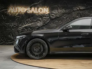 Mercedes-Benz E 220 d AMG Line *Supercreen*21" Felgen*Volleder*