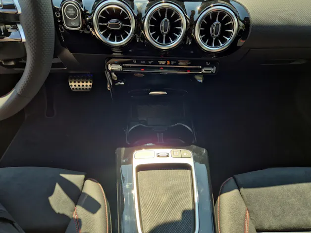 Mercedes-Benz A 220 4Matic 8G-DCT