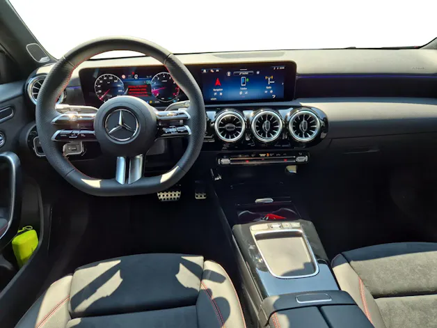 Mercedes-Benz A 220 4Matic 8G-DCT