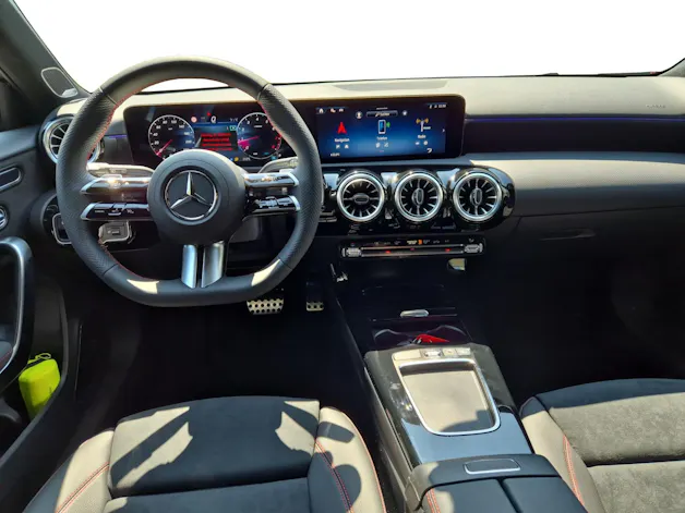 Mercedes-Benz A 220 4Matic 8G-DCT
