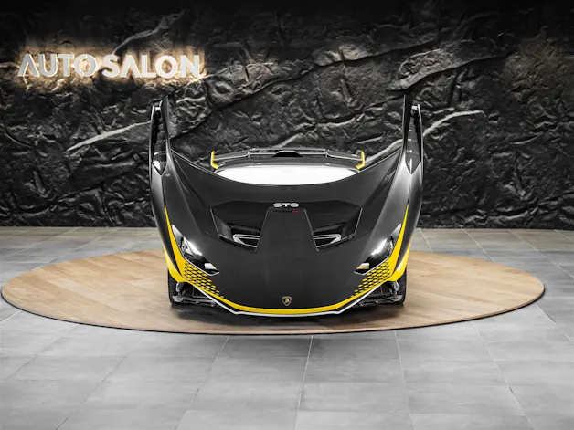 Lamborghini Huracan STO Coupé DCT RWD