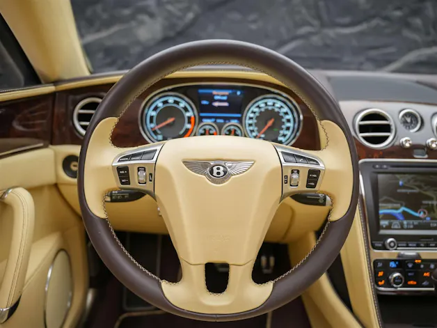 Bentley Flying Spur *Panorama*Massage*Sitzlüftung*