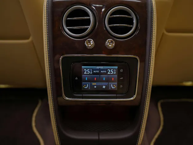Bentley Flying Spur *Panorama*Massage*Sitzlüftung*