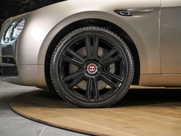 Bentley Flying Spur *Panorama*Massage*Sitzlüftung*