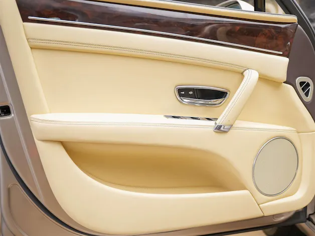 Bentley Flying Spur *Panorama*Massage*Sitzlüftung*