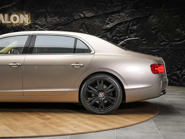Bentley Flying Spur *Panorama*Massage*Sitzlüftung*