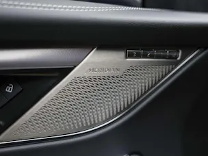Jaguar F-Pace 2.0 D I4 200 R-Dynamic SE AWD *Abstandsregler*Meridian Soundsystem*Lenkradheizung*