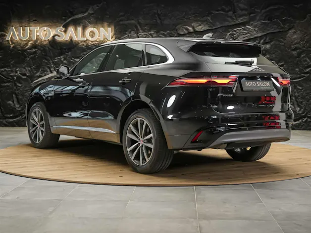Jaguar F-Pace 2.0 D I4 200 R-Dynamic SE AWD *Abstandsregler*Meridian Soundsystem*Lenkradheizung*