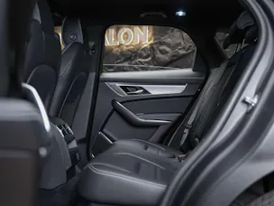 Jaguar F-Pace 2.0 D I4 200 R-Dynamic SE AWD *Abstandsregler*Meridian Soundsystem*Lenkradheizung*