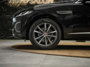 Jaguar F-Pace 2.0 D I4 200 R-Dynamic SE AWD *Abstandsregler*Meridian Soundsystem*Lenkradheizung*