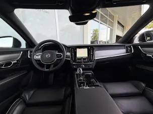 Volvo V90 T8 eAWD Plus Dark Geartronic