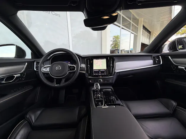 Volvo V90 T8 eAWD Plus Dark Geartronic