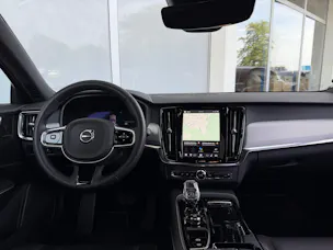 Volvo V90 T8 eAWD Plus Dark Geartronic