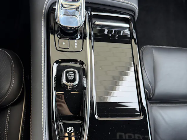 Volvo V90 T8 eAWD Plus Dark Geartronic