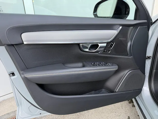 Volvo V90 T8 eAWD Plus Dark Geartronic