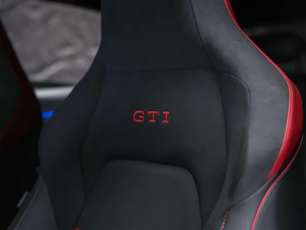 VW Golf 2.0 TSI GTI Clubsport DSG *Abstandsregler*Lenkradheizung*Sitzheizung*
