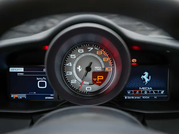 Ferrari 488 GTB 3.9 V8 *Daytona Racing-Sitze*Liftsystem*