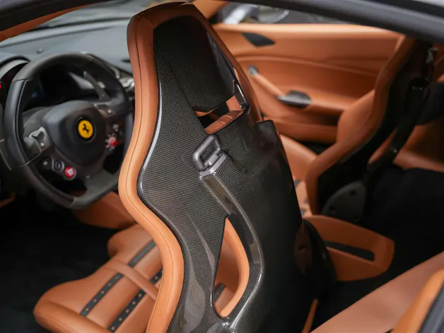 Ferrari 488 GTB 3.9 V8 *Daytona Racing-Sitze*Liftsystem*