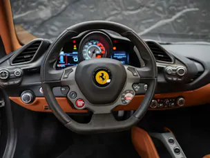 Ferrari 488 GTB 3.9 V8 *Daytona Racing-Sitze*Liftsystem*