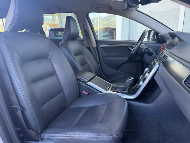 Volvo XC70 D5 AWD Momentum Geartronic