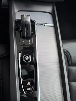 Volvo XC60 T6 eAWD R-Design Geartronic