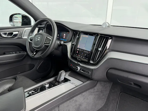 Volvo XC60 T6 eAWD R-Design Geartronic
