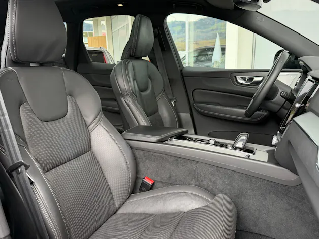 Volvo XC60 T6 eAWD R-Design Geartronic